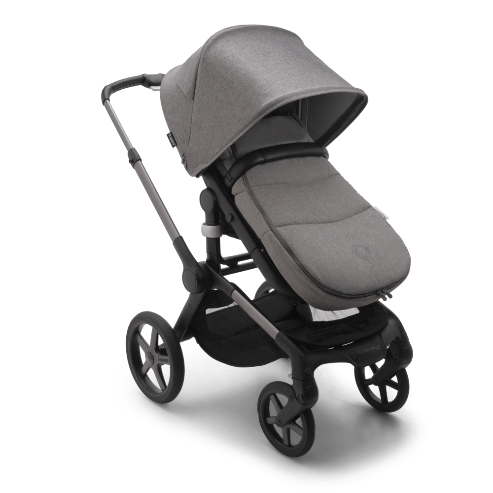 Bugaboo-fox5-black-bassinet-astro-purple-newborn-inlay-and-changing-clutch_a (519)