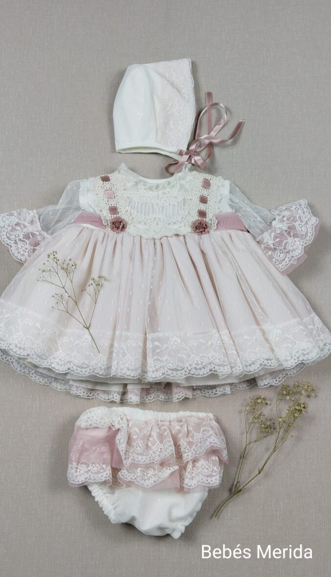 VESTIDO LUNA CEREMONIA TATA SOLETE CON BRAGA Y CAPOTA