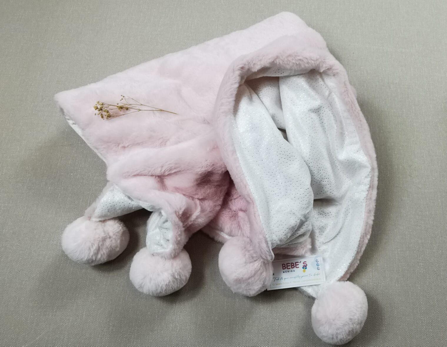 Manta pelo pompones 9955 Mayoral